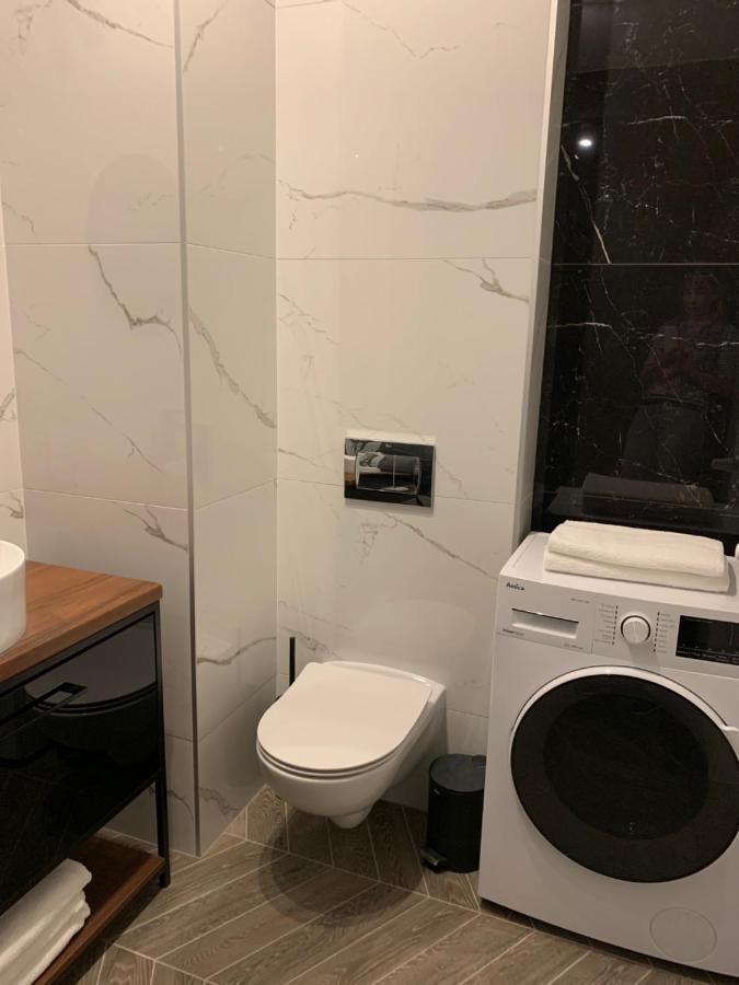 Apartament Warmia Olsztyn 58M2 - 2 Pokojowy Apartament Z Podziemnym Miejscem Postojowym Luaran gambar